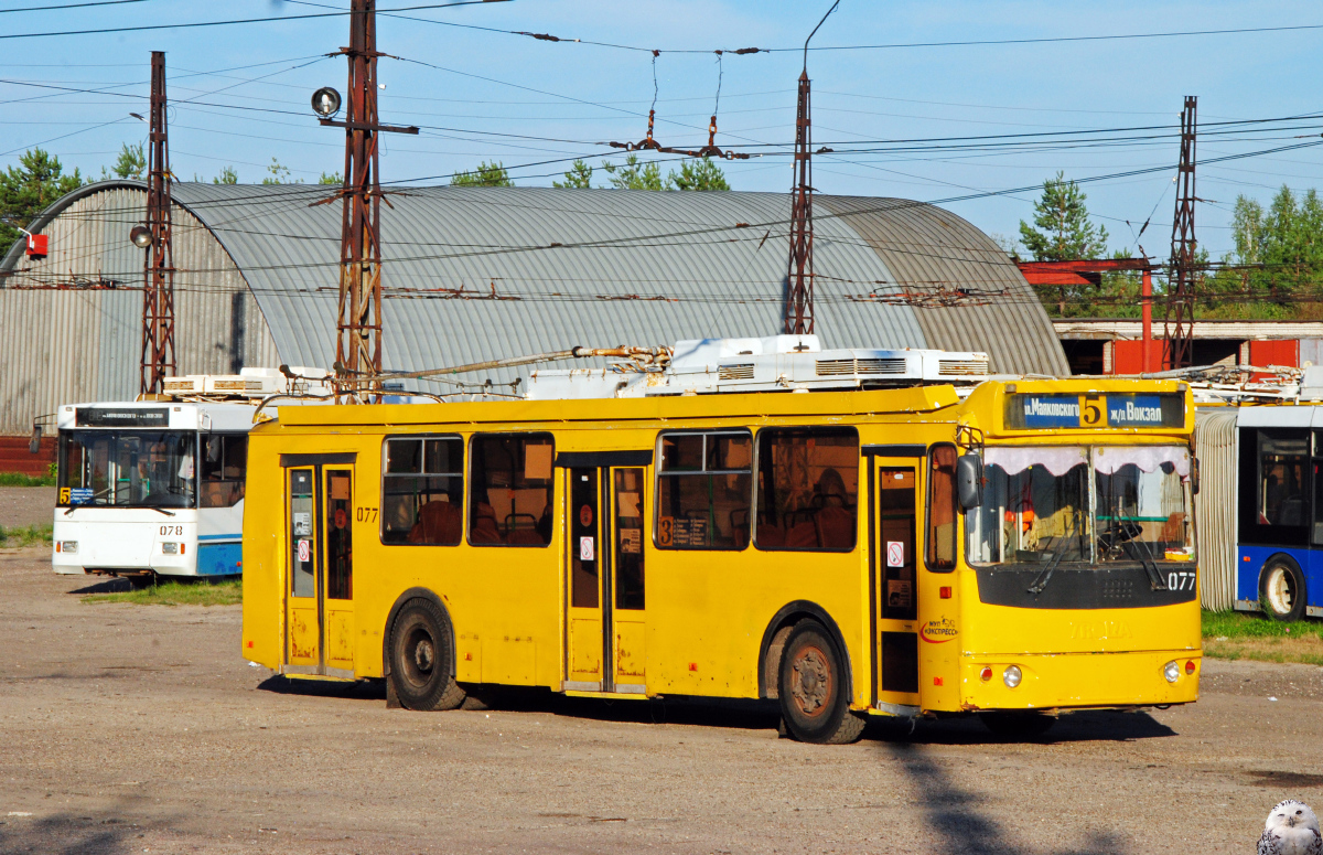 Dzierżyńsk, ZiU-682G-016.02 Nr 077