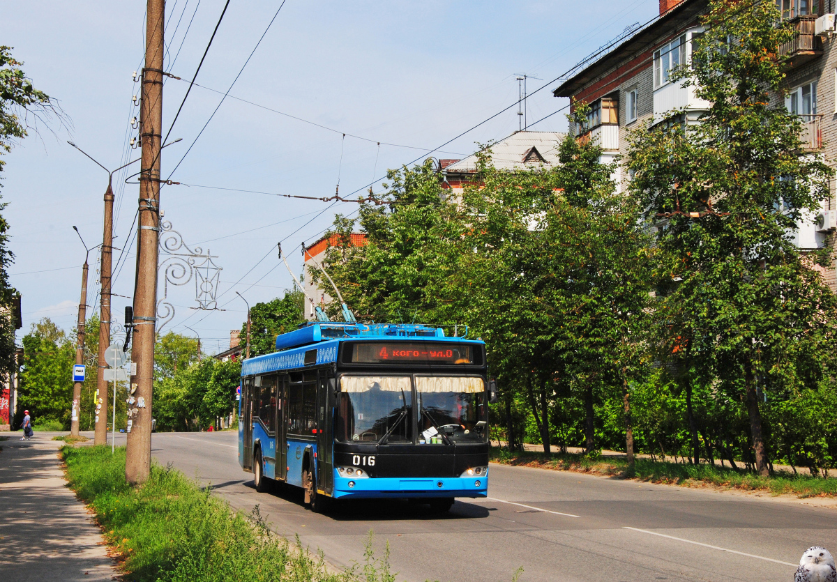 Дзержинск, СВАРЗ-МАЗ-6235.00 № 016