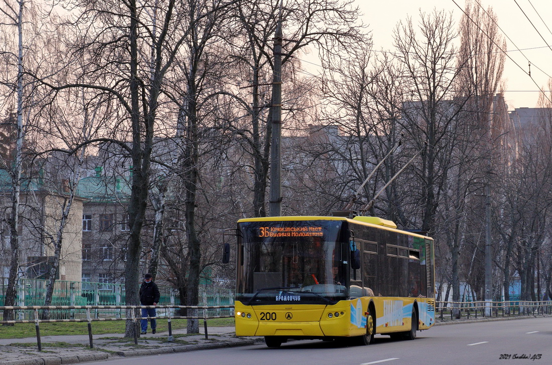 Кременчуг, ЛАЗ E183D1 № 200