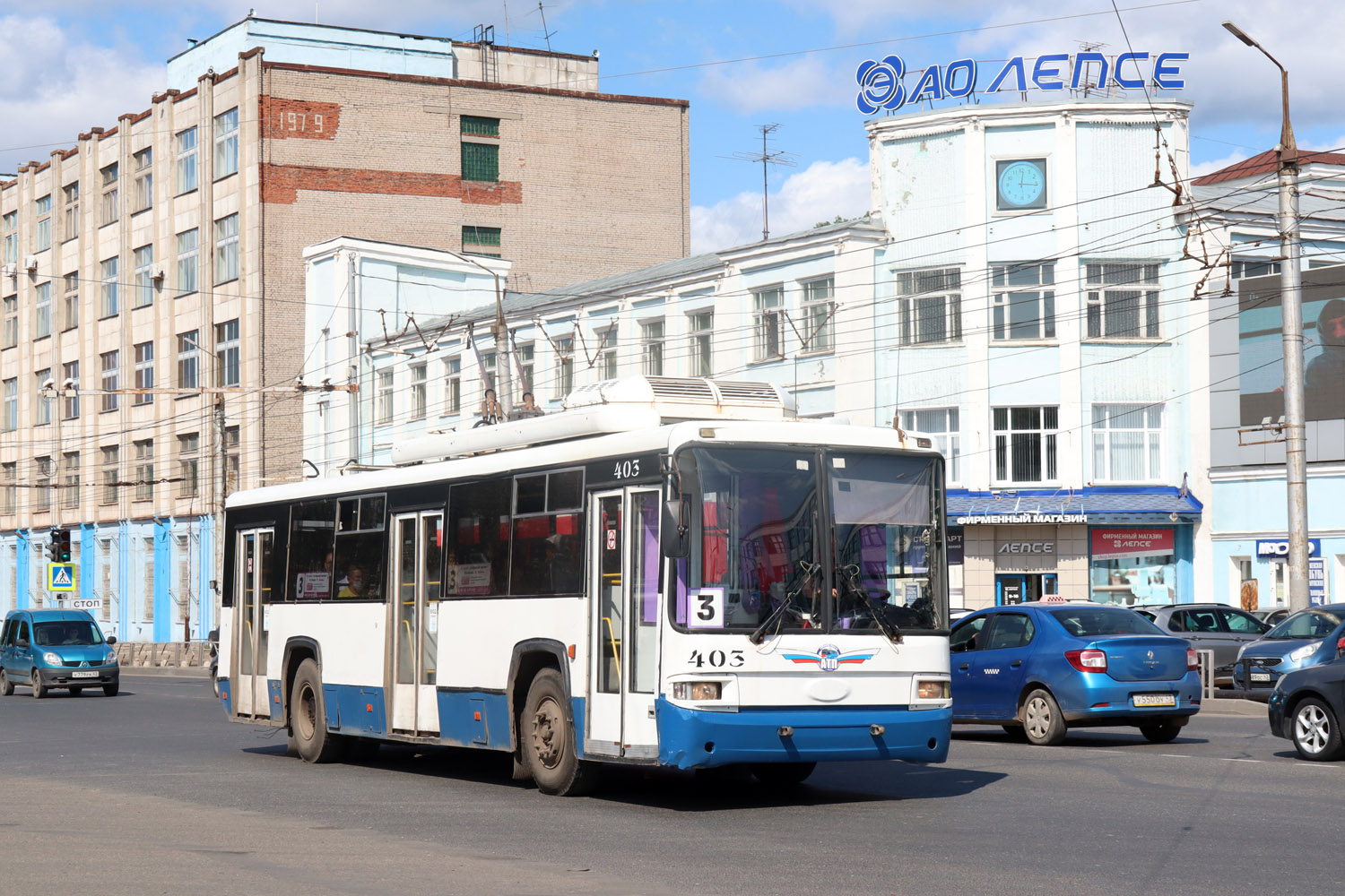 Киров, БТЗ-52767Р № 403