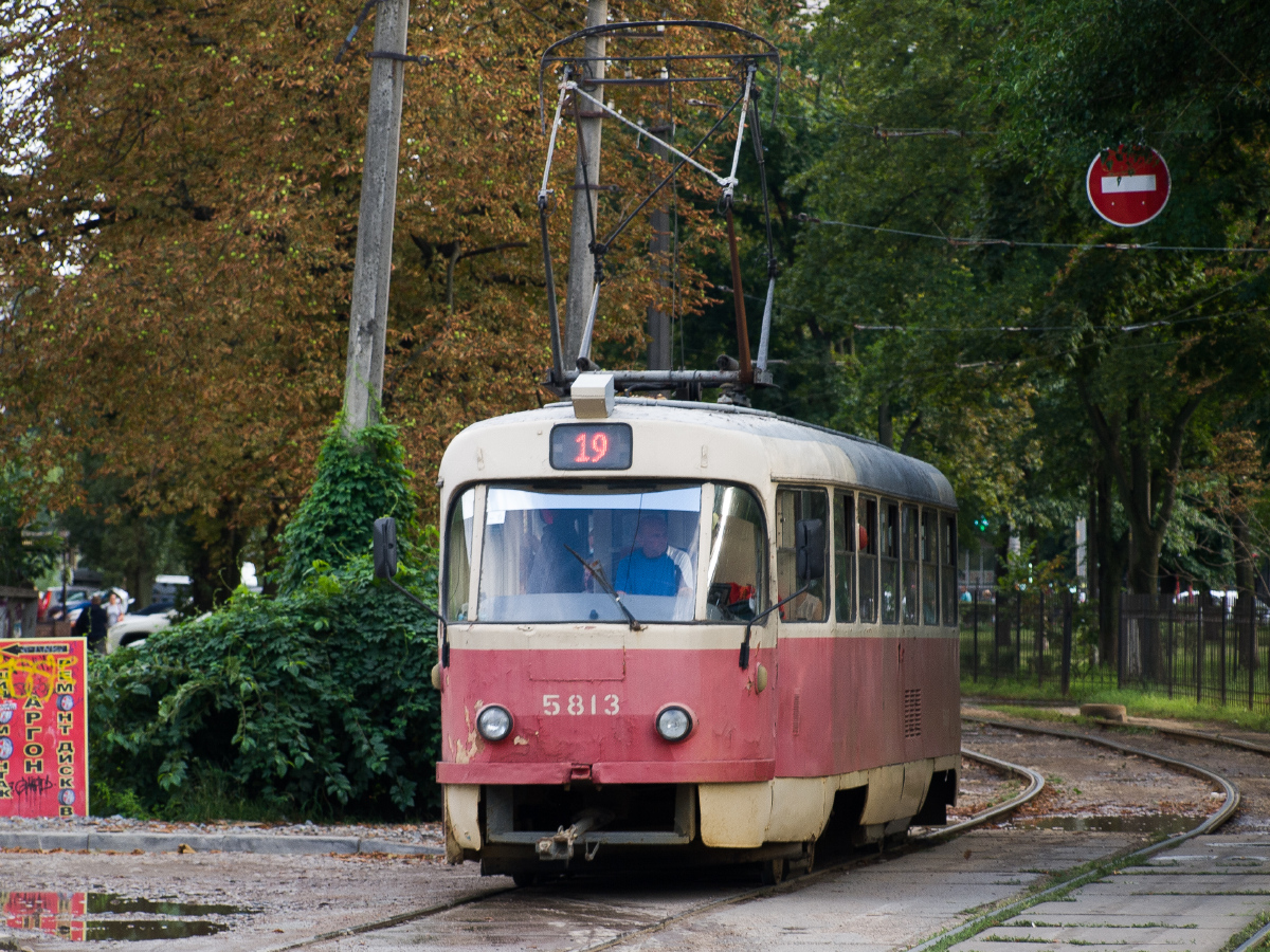 Киев, Tatra T3SU № 5813