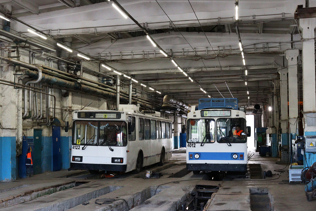 Барнаул, БКМ-20101 БТРМ № 4122; Барнаул, ЗиУ-682 КВР БТРМ № 4012