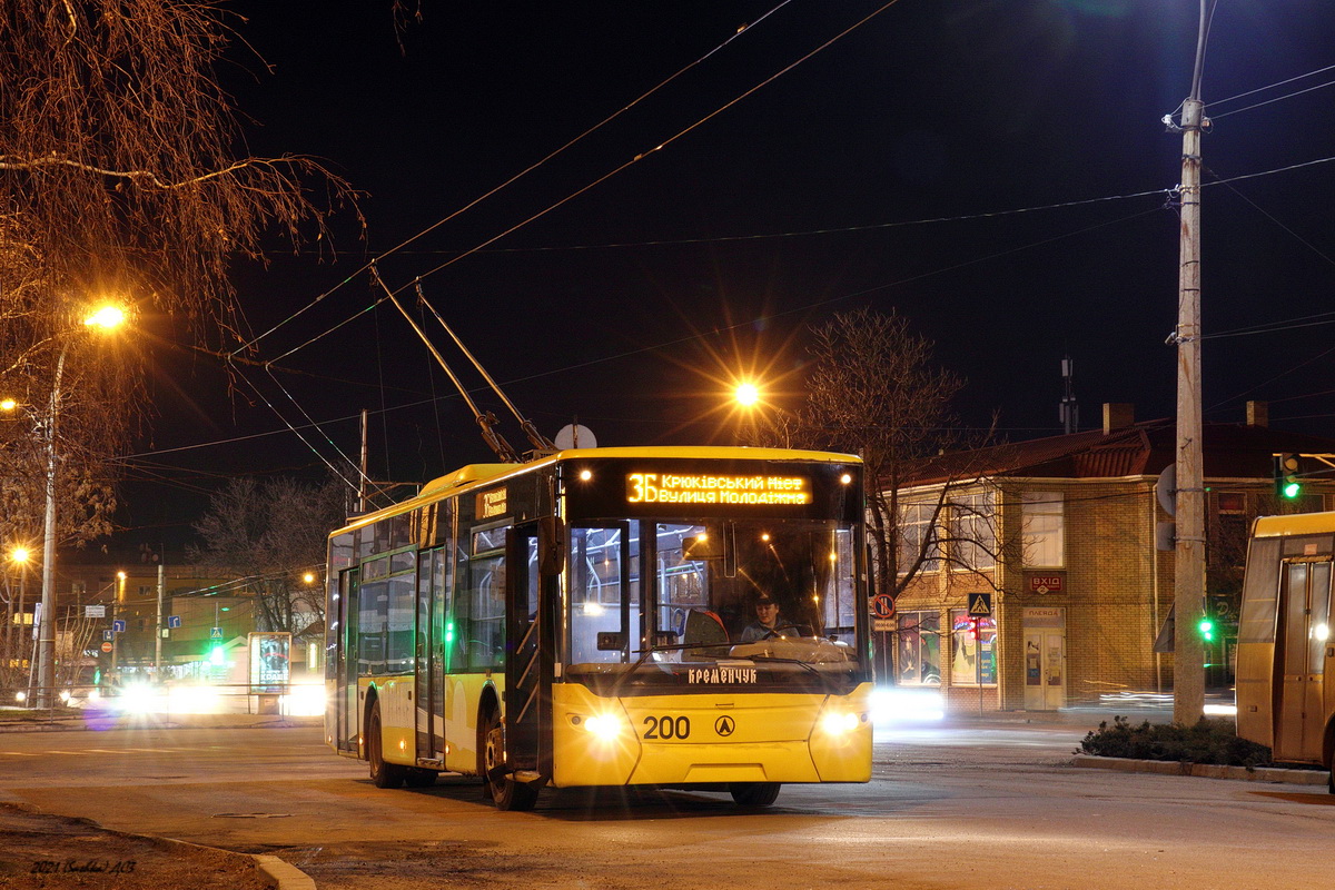 Кременчуг, ЛАЗ E183D1 № 200