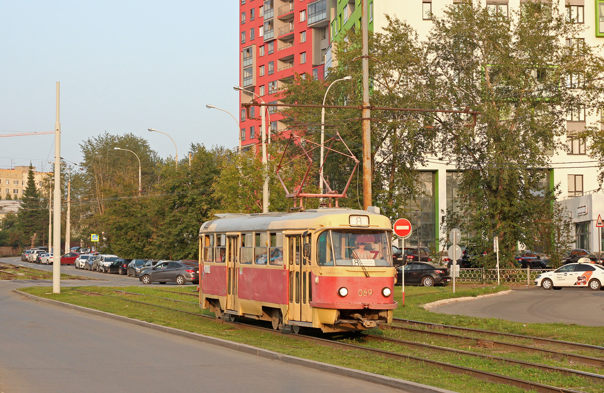 Jekaterinburga, Tatra T3SU (2-door) № 069