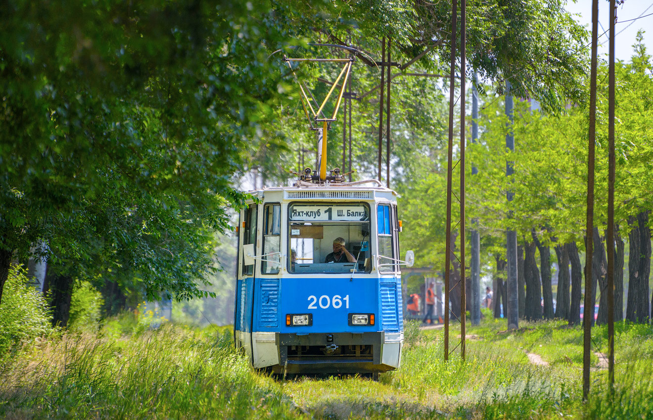 Николаев, 71-605 (КТМ-5М3) № 2061