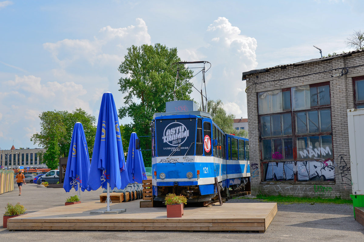 Таллин, Tatra KT4SU № 121