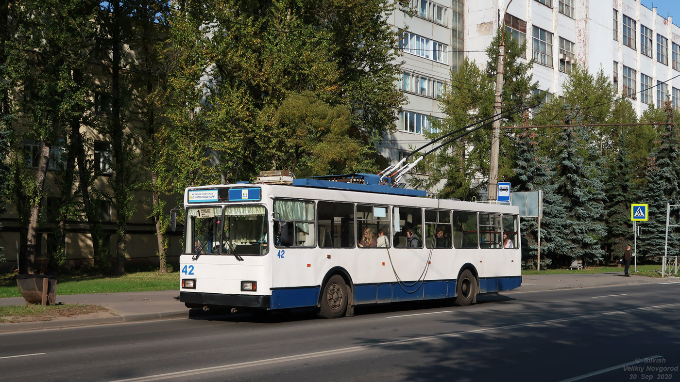 Великий Новгород, ВМЗ-5298-20 № 42