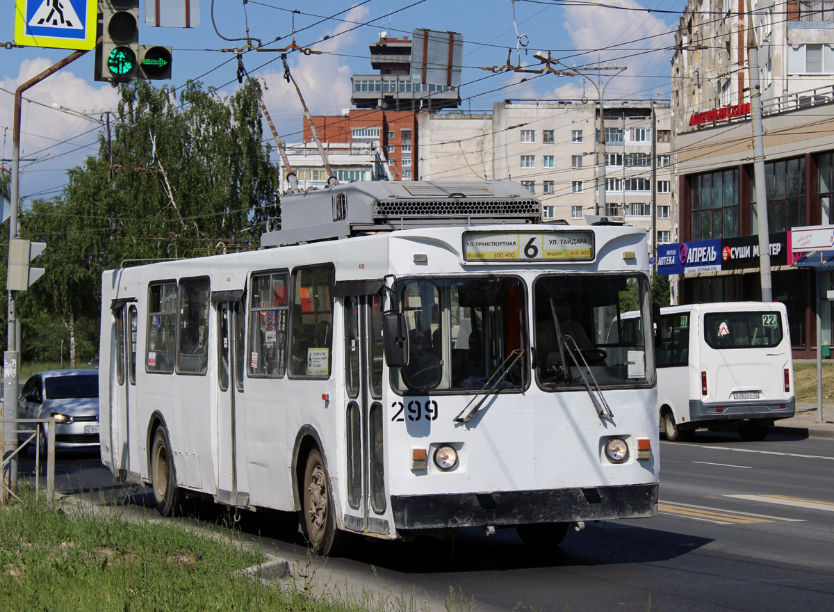 Йошкар-Ола, ЗиУ-682ГМ1 (с широкой передней дверью) № 299