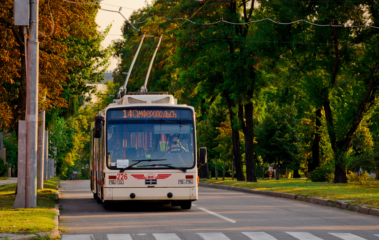 Запорожье, Van Hool AG 300T № 226