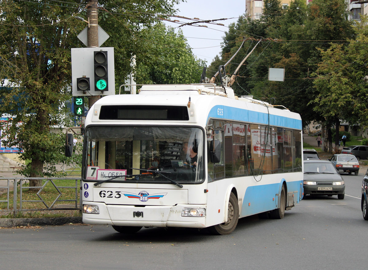Киров, БКМ 321 № 623
