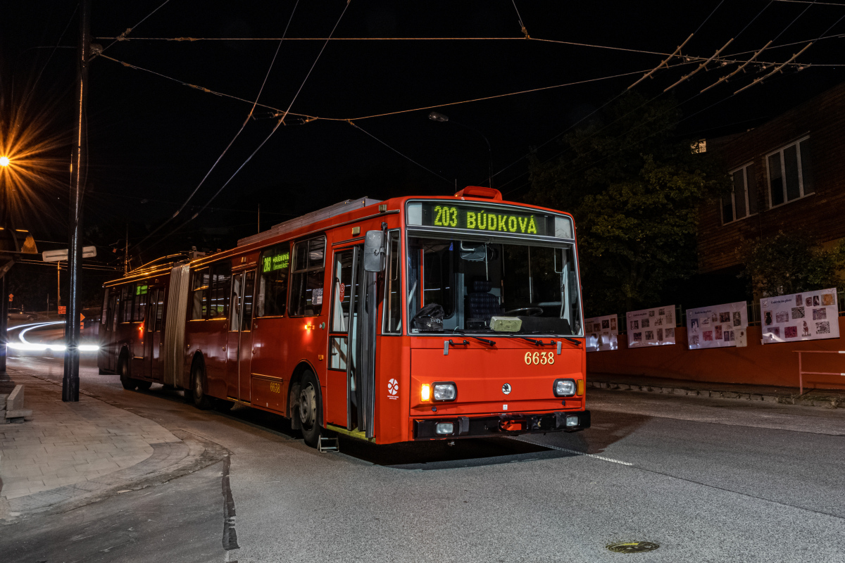 Братислава, Škoda 15Tr13/6M № 6638
