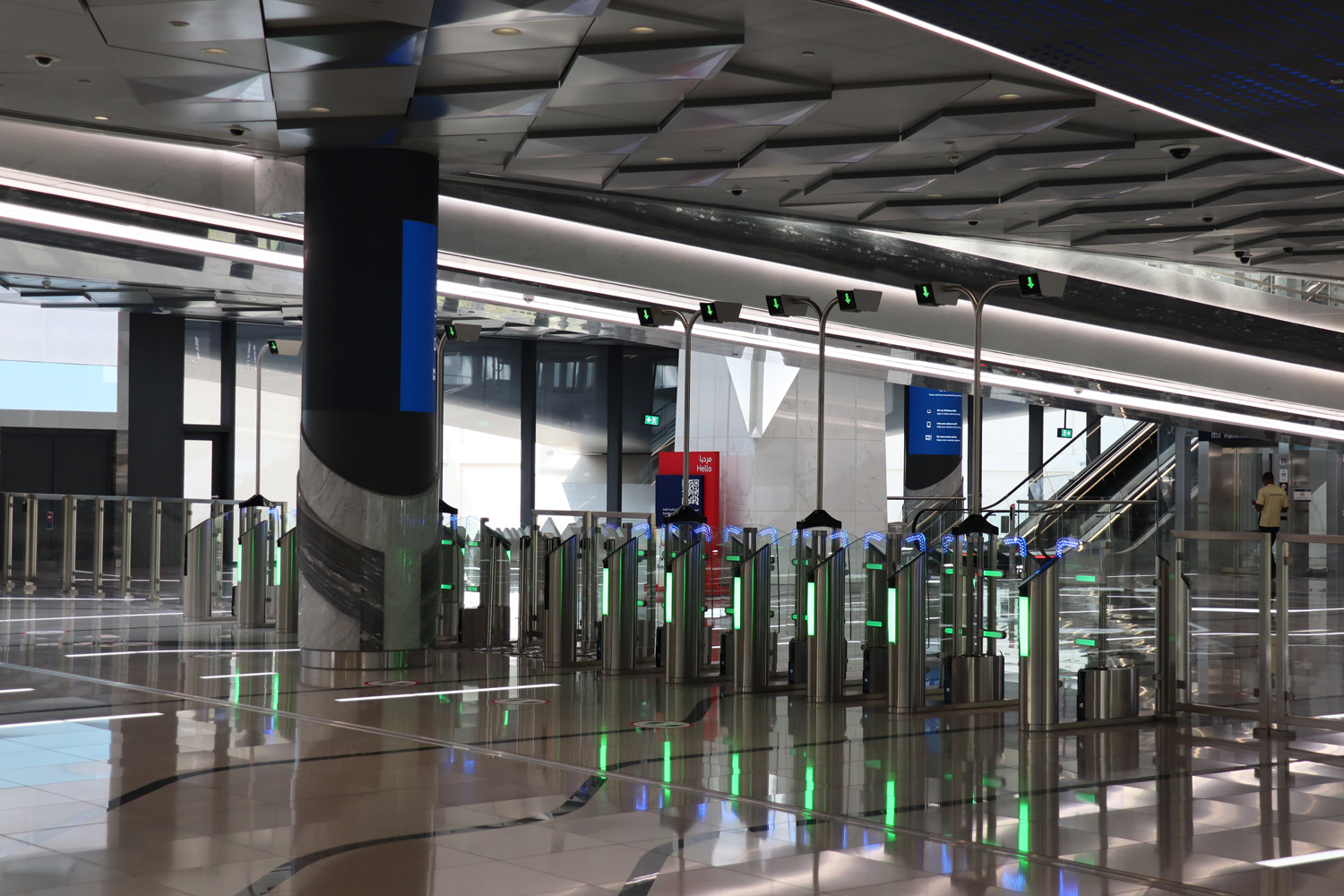 Дубай — Метрополитен — Route 2020; Дубай — Метрополитен — Станции