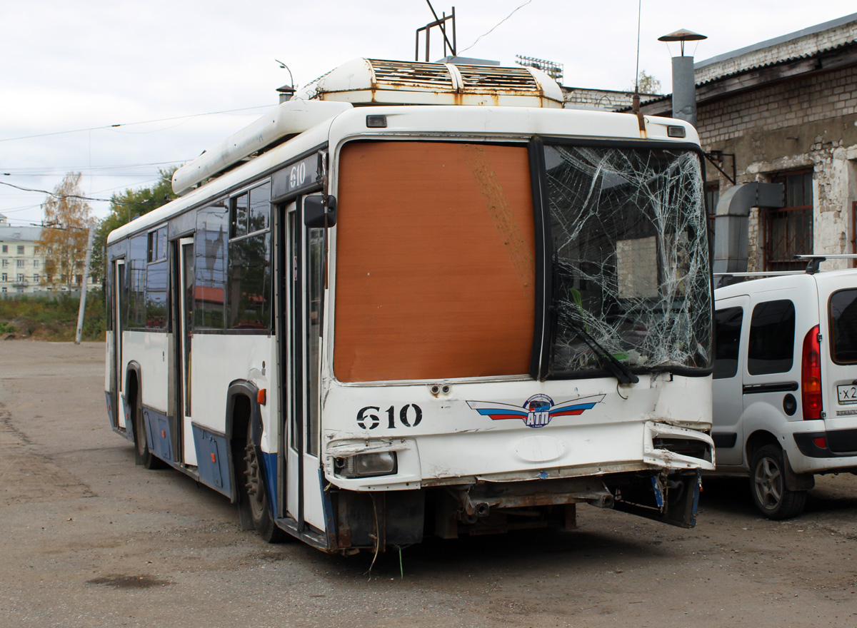 Kirow, BTZ-52768A Nr. 610