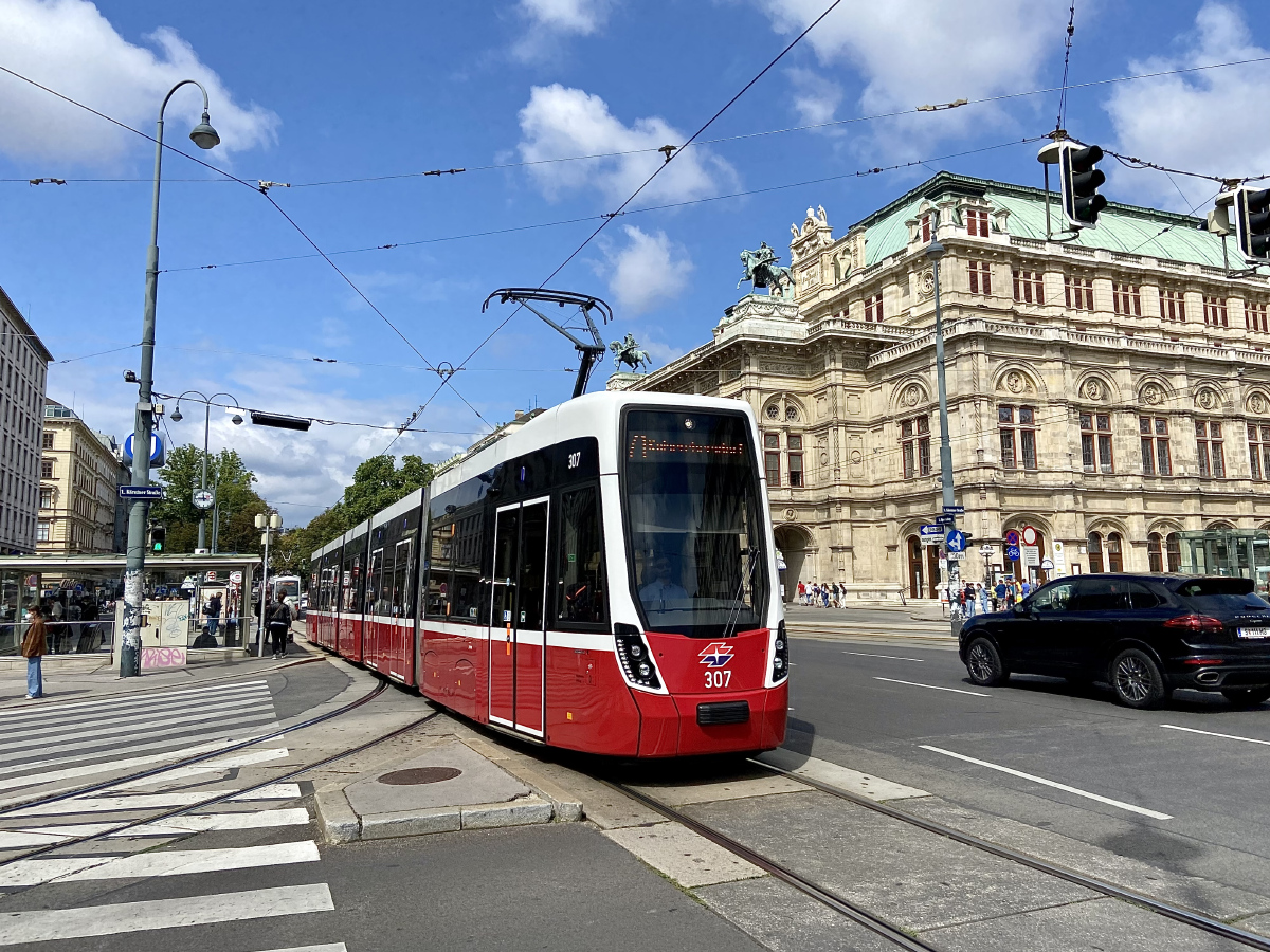 Відень, Bombardier Flexity Wien (Type D) № 307 Відень, Bombardier Flexity Wien (Type D) № 307