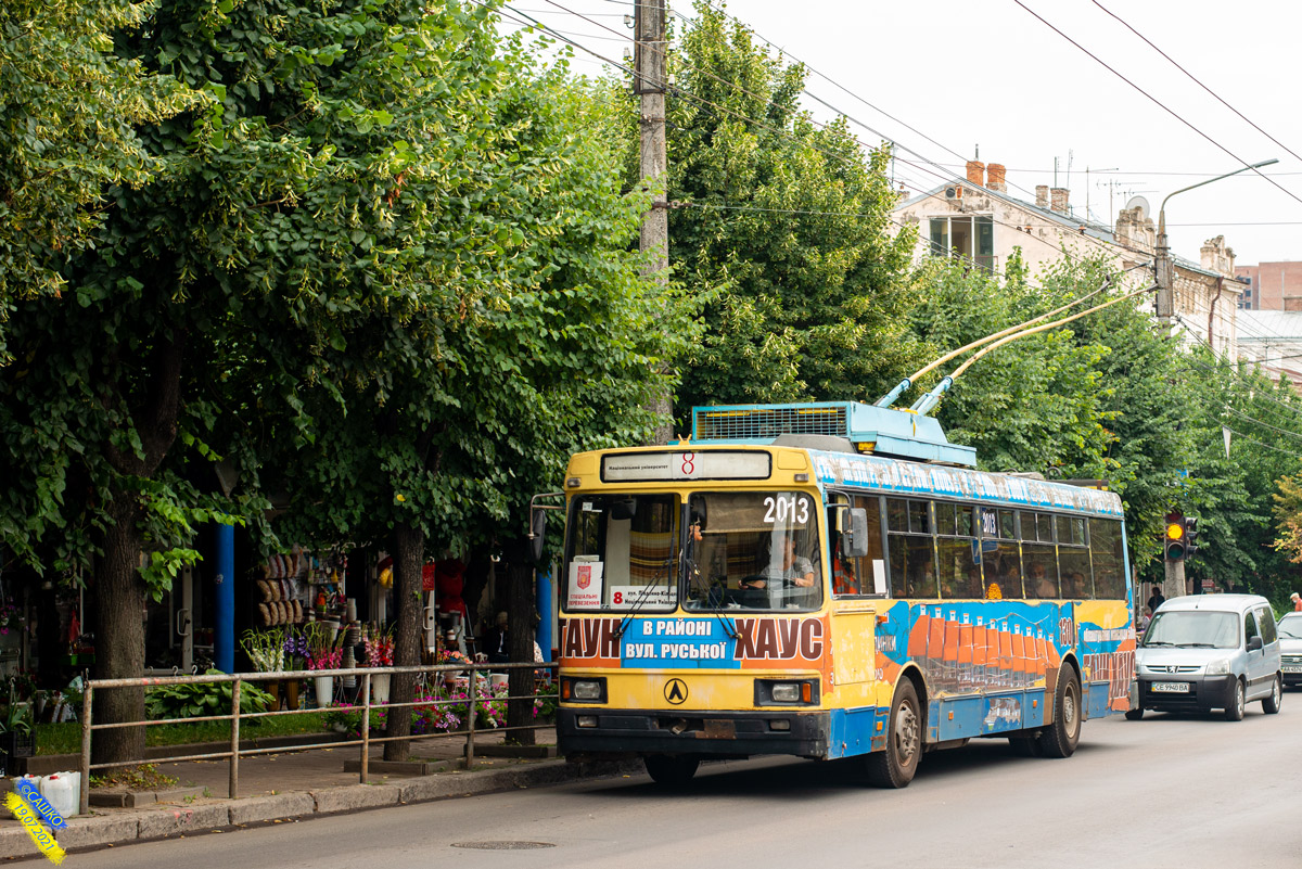Черновцы, ЛАЗ-52522 № 2013