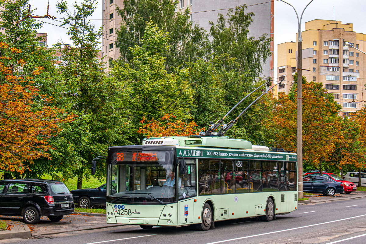 Minsk, MAZ-203T70 Nr. 4258