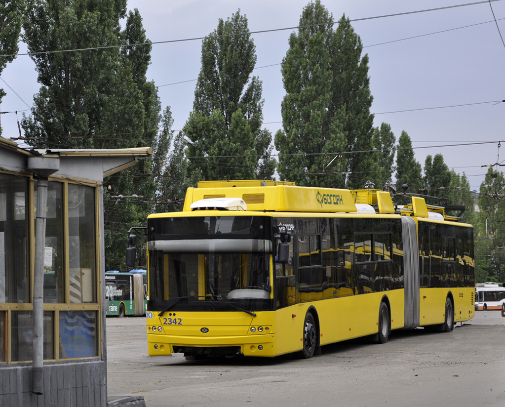 Киев, Богдан Т90117 № 2342