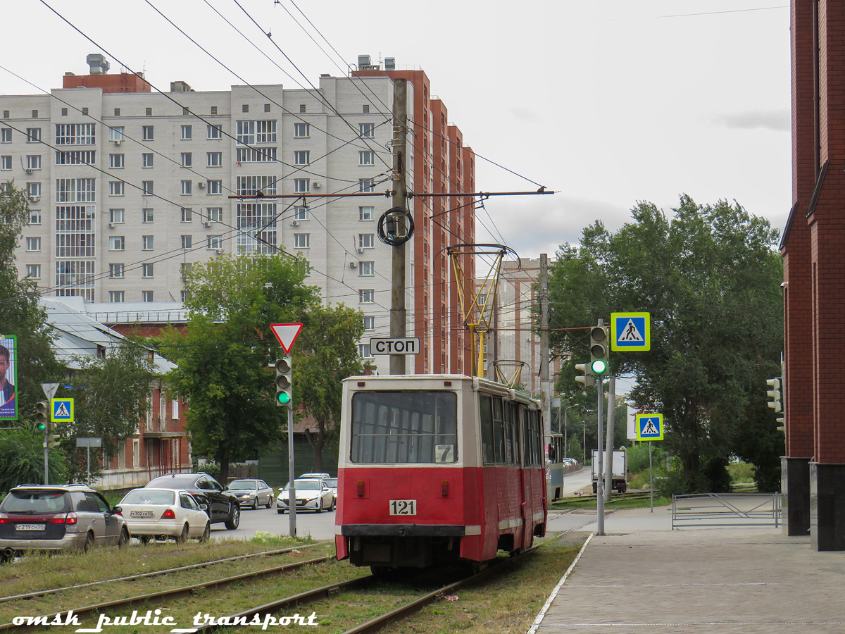 Омск, 71-605 (КТМ-5М3) № 121