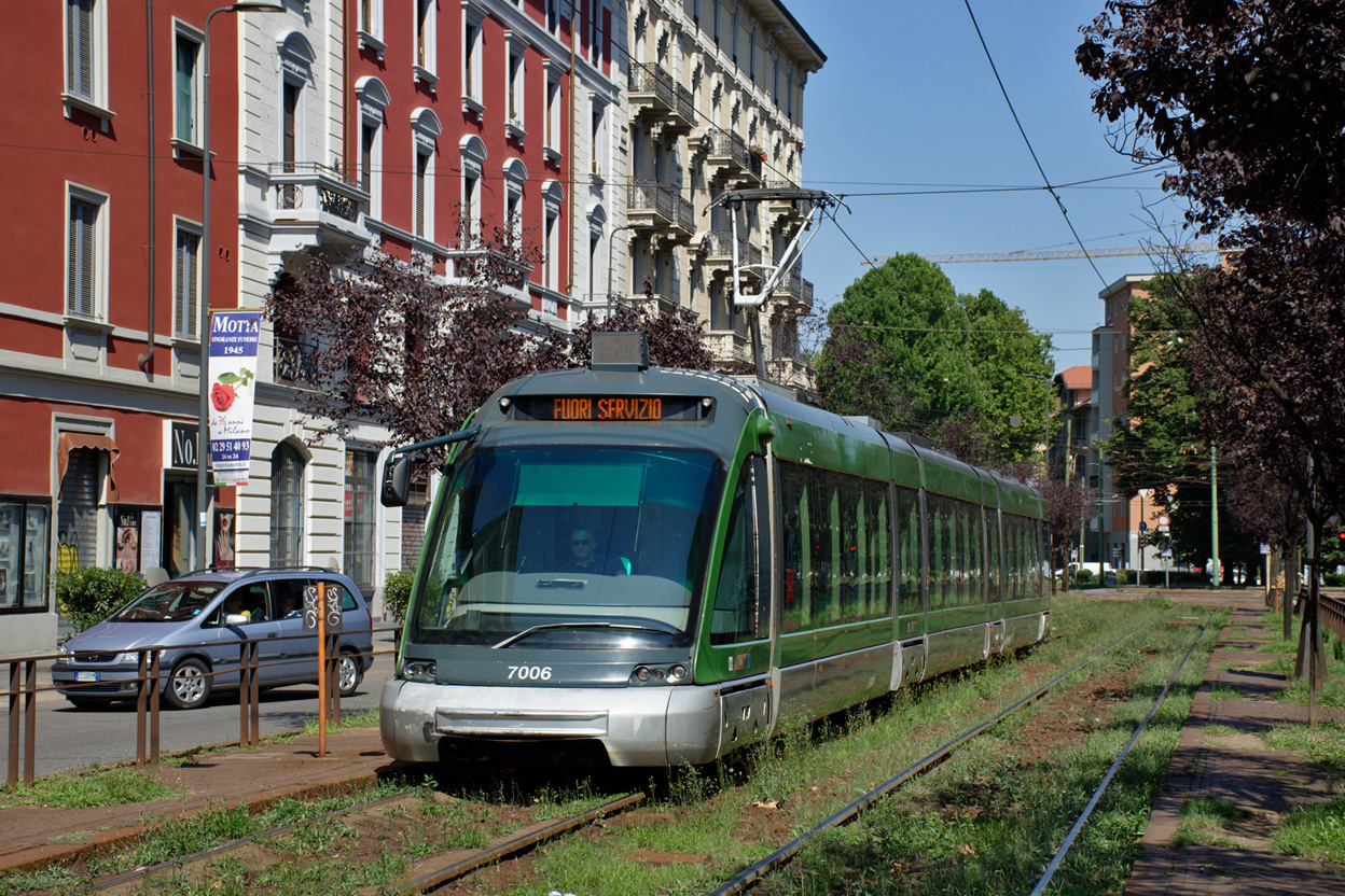 Милан, Bombardier Eurotram (Flexity Outlook) № 7006