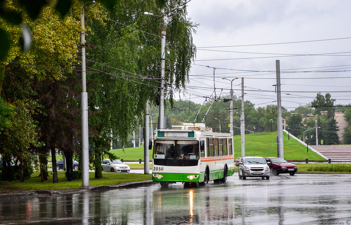 Пенза, ЗиУ-682Г-016.02 № 2050