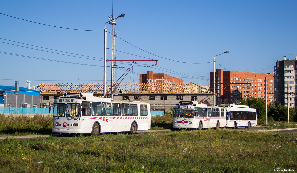 Krasnojarsk, ZiU-682 GOH Krasnoyarsk Nr. 2009; Krasnojarsk, ZiU-682 GOH Krasnoyarsk Nr. 2005