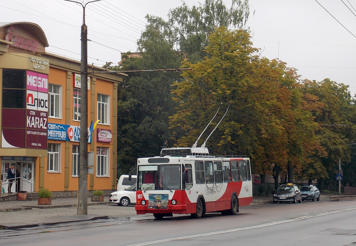 Луцк, ЮМЗ Т2 № 197