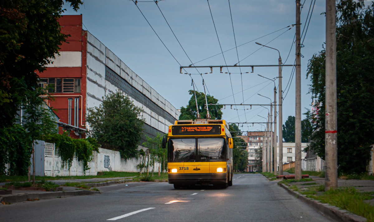 Kyjev, MAZ-ETON T103 č. 3718