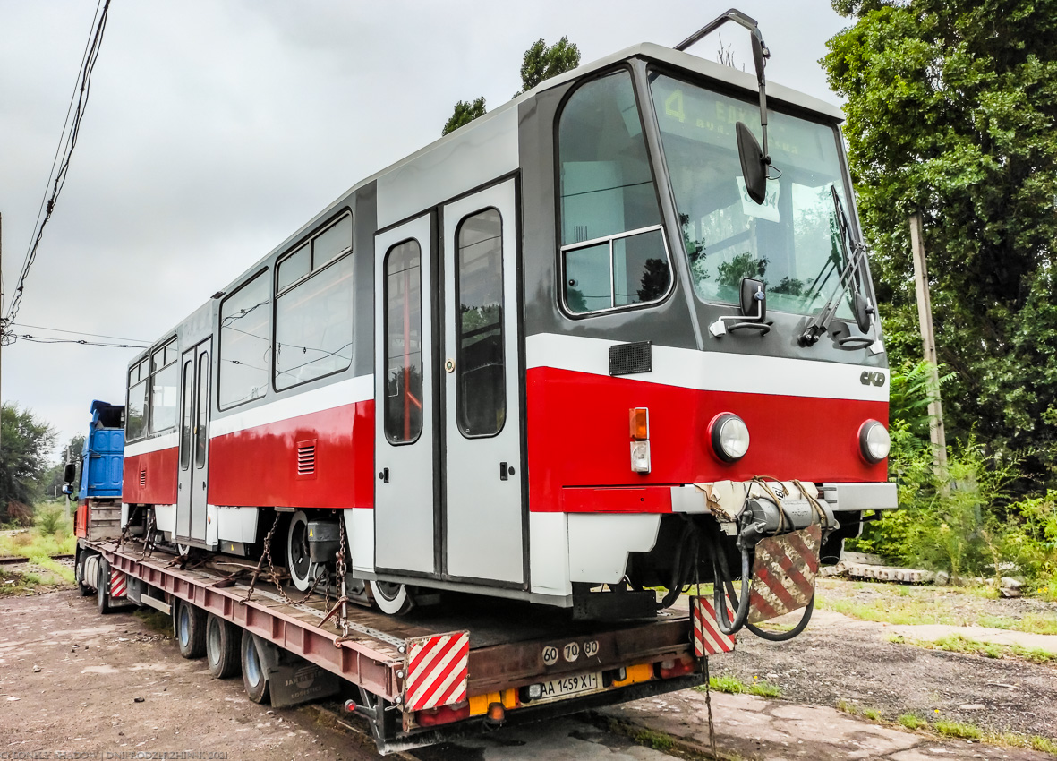 Каменское, Tatra T6A5 № 2026; Каменское — Прибытие и разгрузка новых вагонов