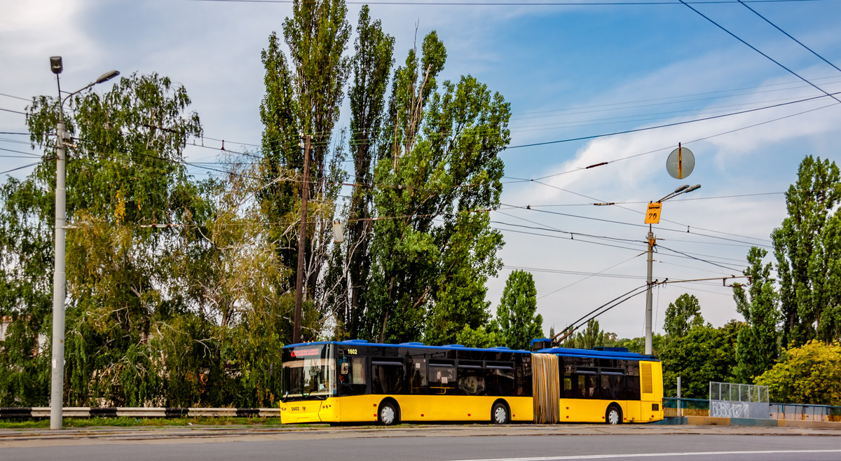 Киев, ЛАЗ E301D1 № 1602