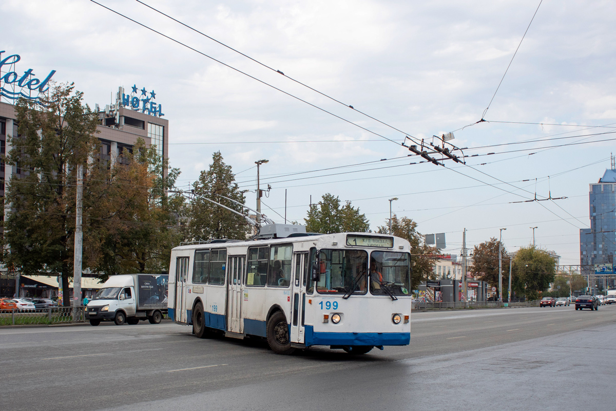 Екатеринбург, ЗиУ-682 (УРТТЗ) № 199