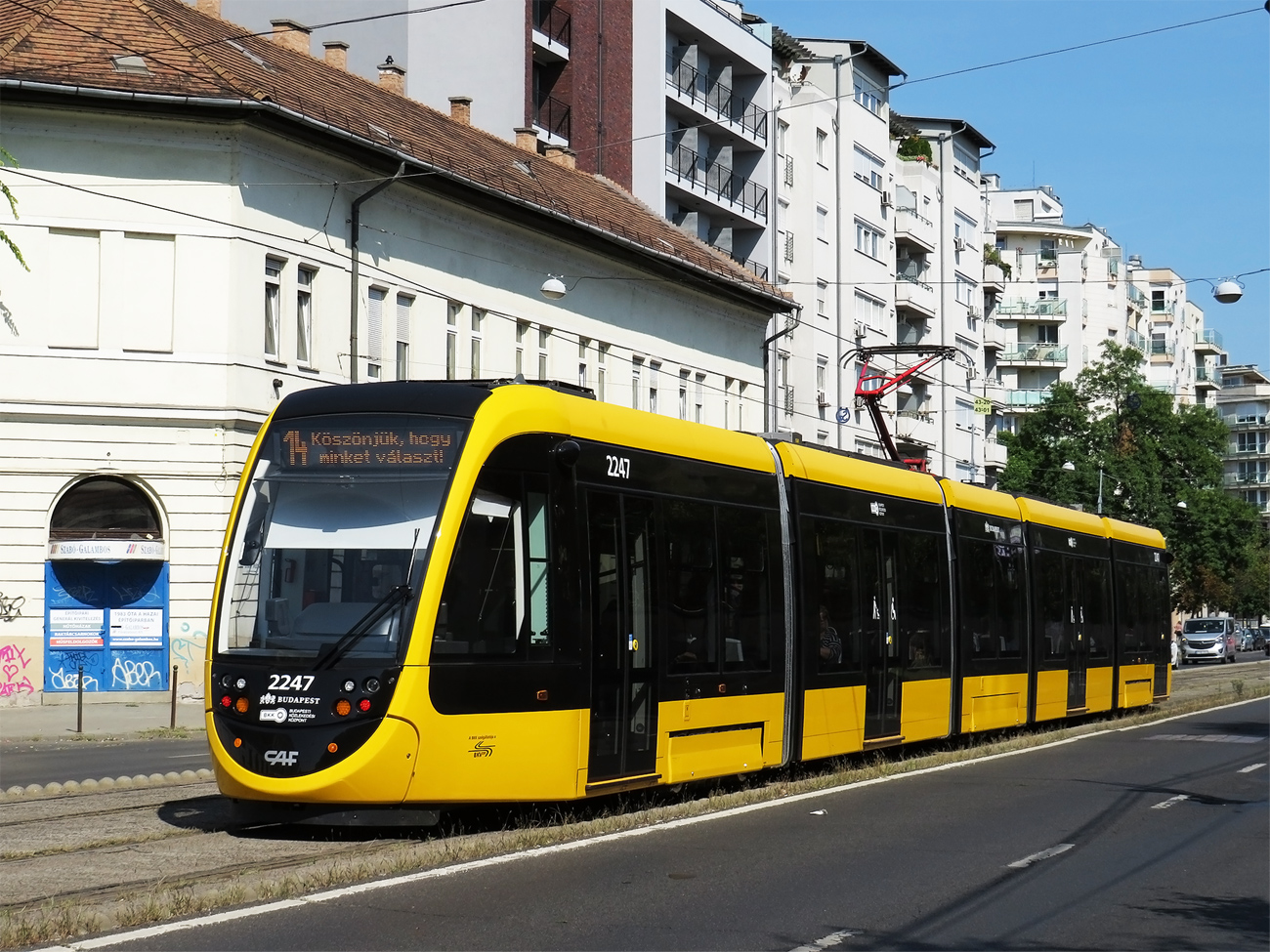 Будапешт, CAF Urbos 3 № 2247