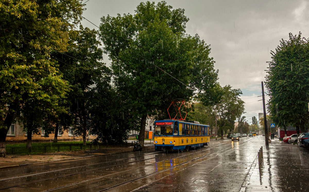 Киев, Tatra T6B5SU № 001