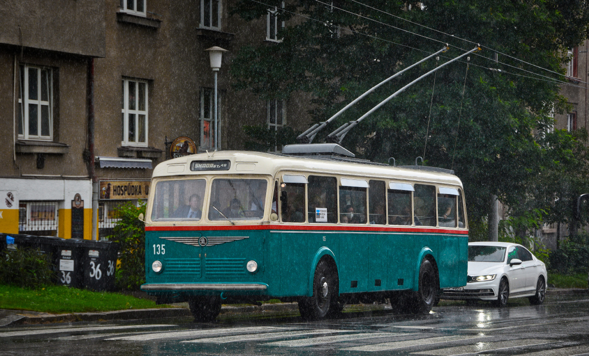 Brno, Škoda 6Tr2 č. 135; Brno — 60 Years of TMB in Brno