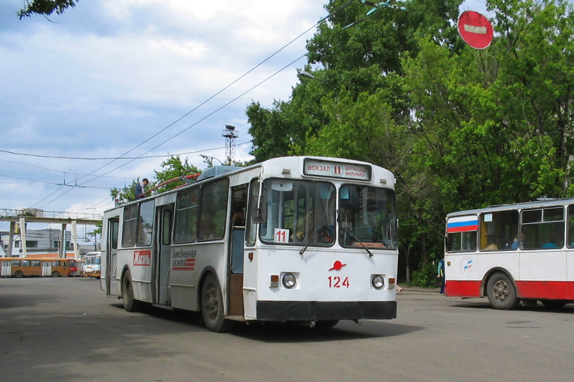 Йошкар-Ола, ЗиУ-682В № 124