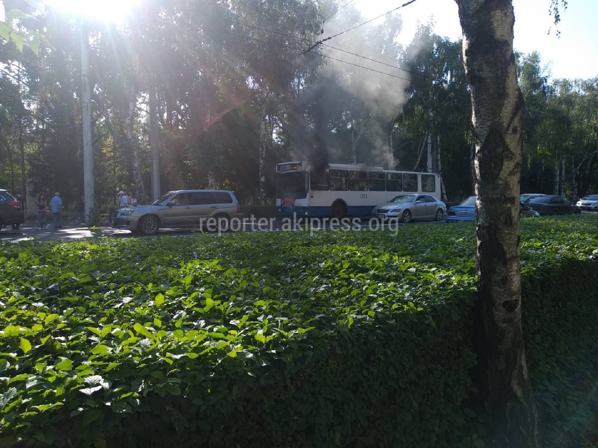 Бишкек, ЗиУ-682Г-016.05 № 1824; Бишкек — Проишествия с участием троллейбуса