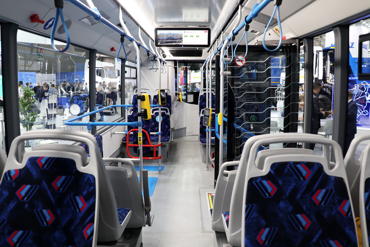 Neftekamsk, КAMАZ-62825 N°. Х 387 ЕС 116