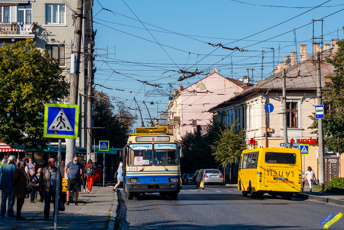Černivciai, LAZ-52522 nr. 2010 Černivciai, LAZ-52522 nr. 2010