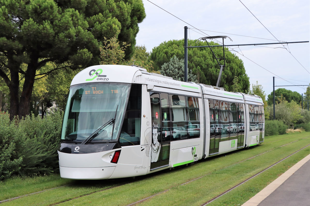 Авиньон, Alstom Citadis 205 № 102