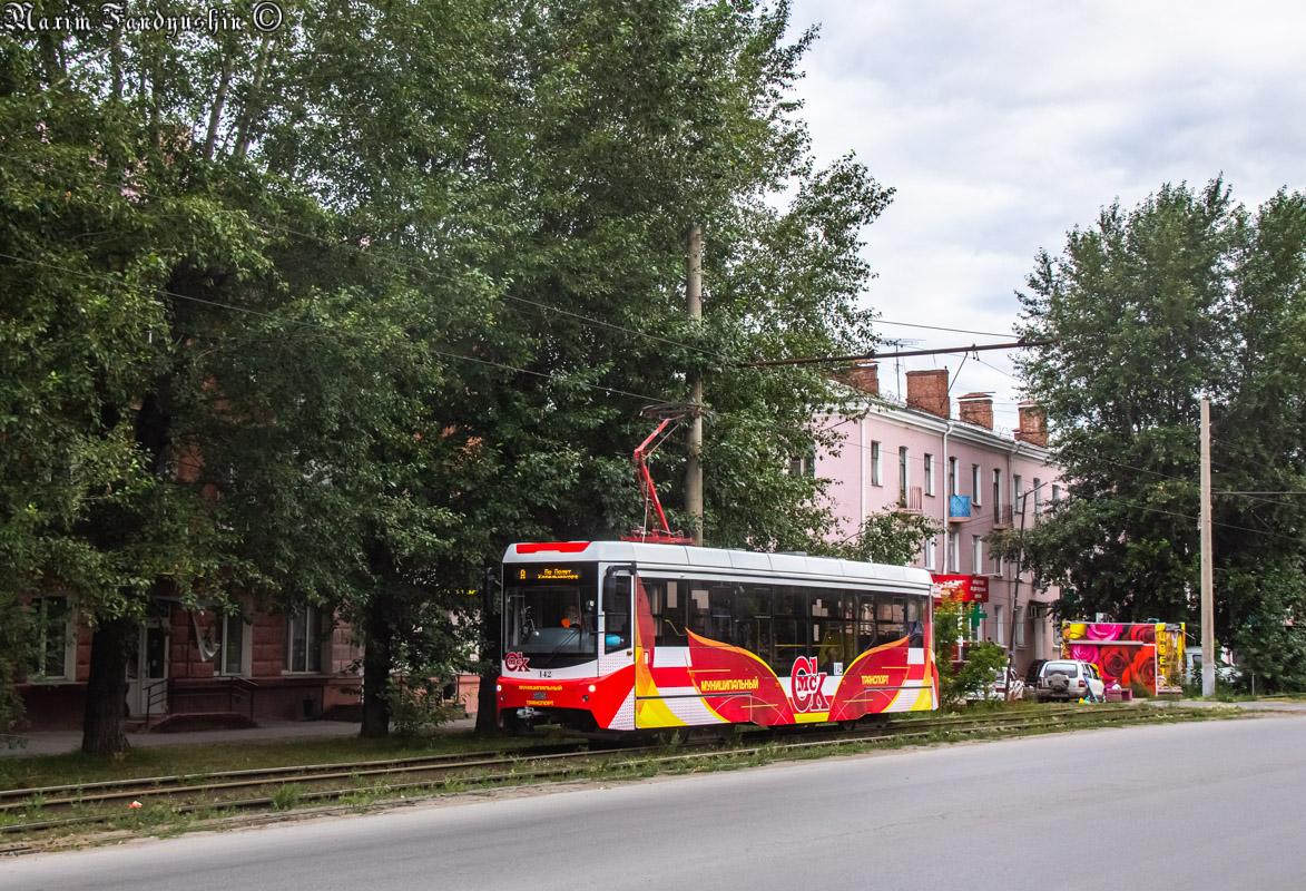 Омск, 71-407-01 № 142