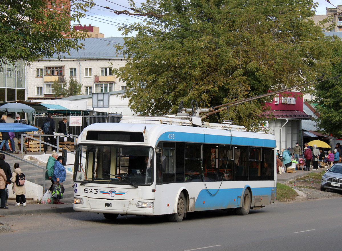 Киров, БКМ 321 № 623