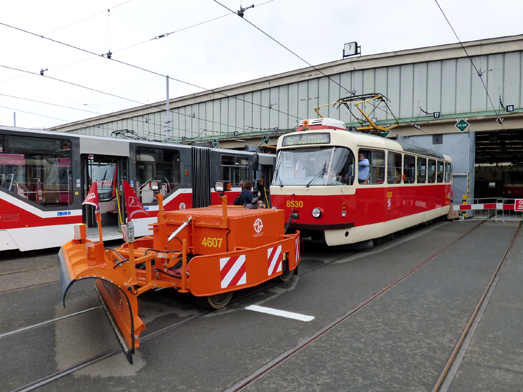 Прага, PSP 01 № 4607; Прага, Tatra T3R.P № 8530