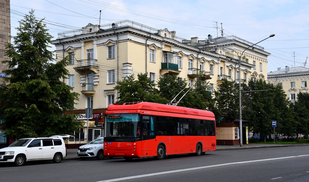 Новокузнецк, УТТЗ-6241-10-02 «Горожанин» № 042