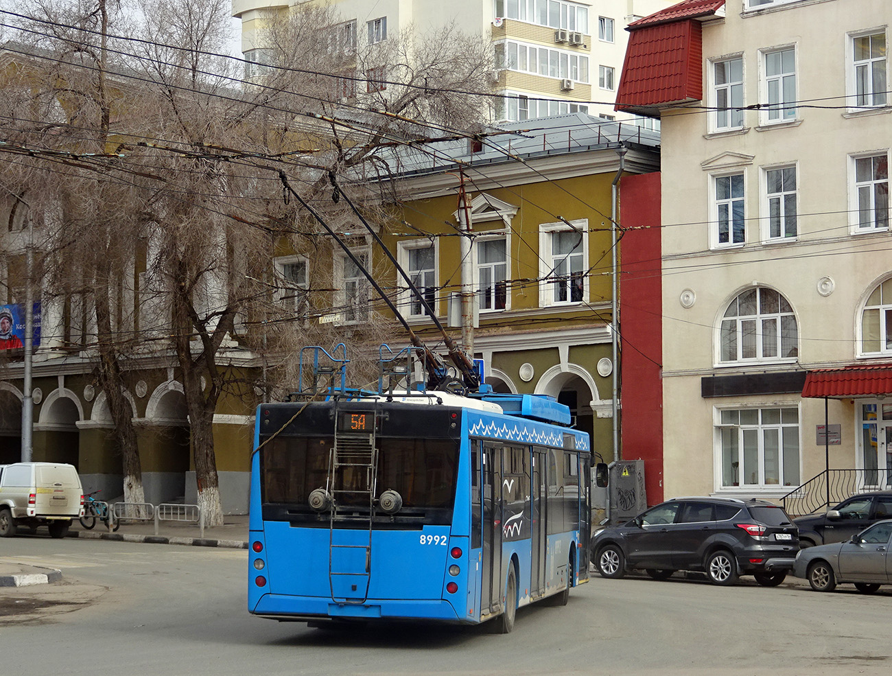 Саратов, СВАРЗ-МАЗ-6275 № 8992