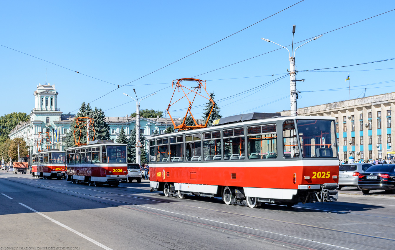 Каменское — Прибытие и разгрузка новых вагонов