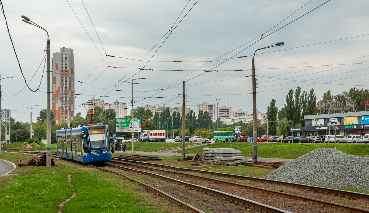 Киев — Реконструкция скоростного трамвая: нескоростной участок; Киев — Трамвайные линии: Скоростной трамвай