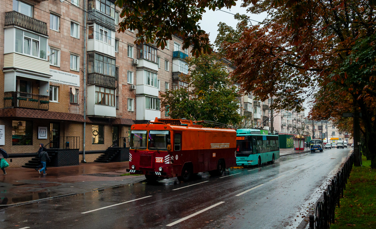 Чернигов, КТГ-1 № 114