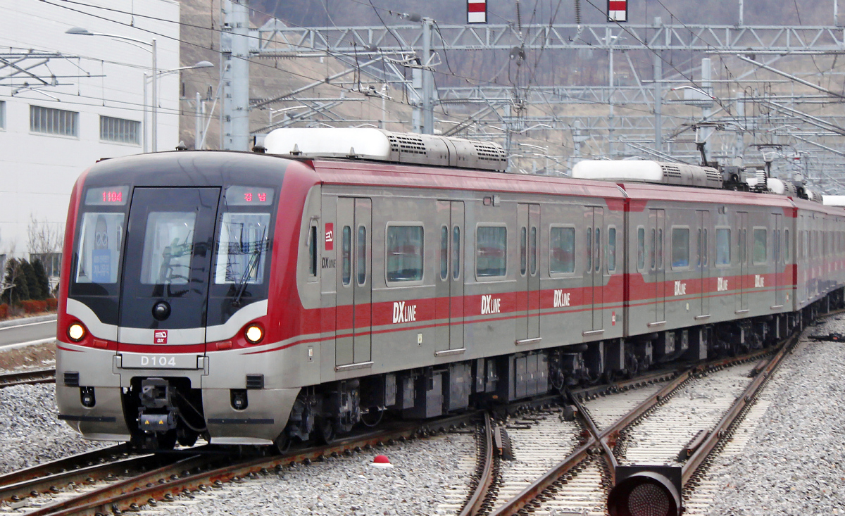 Сеульский регион, Hyundai Rotem D0000 № D04; Сеульский регион — Линия Синбундан (Линия DX) (신분당선)