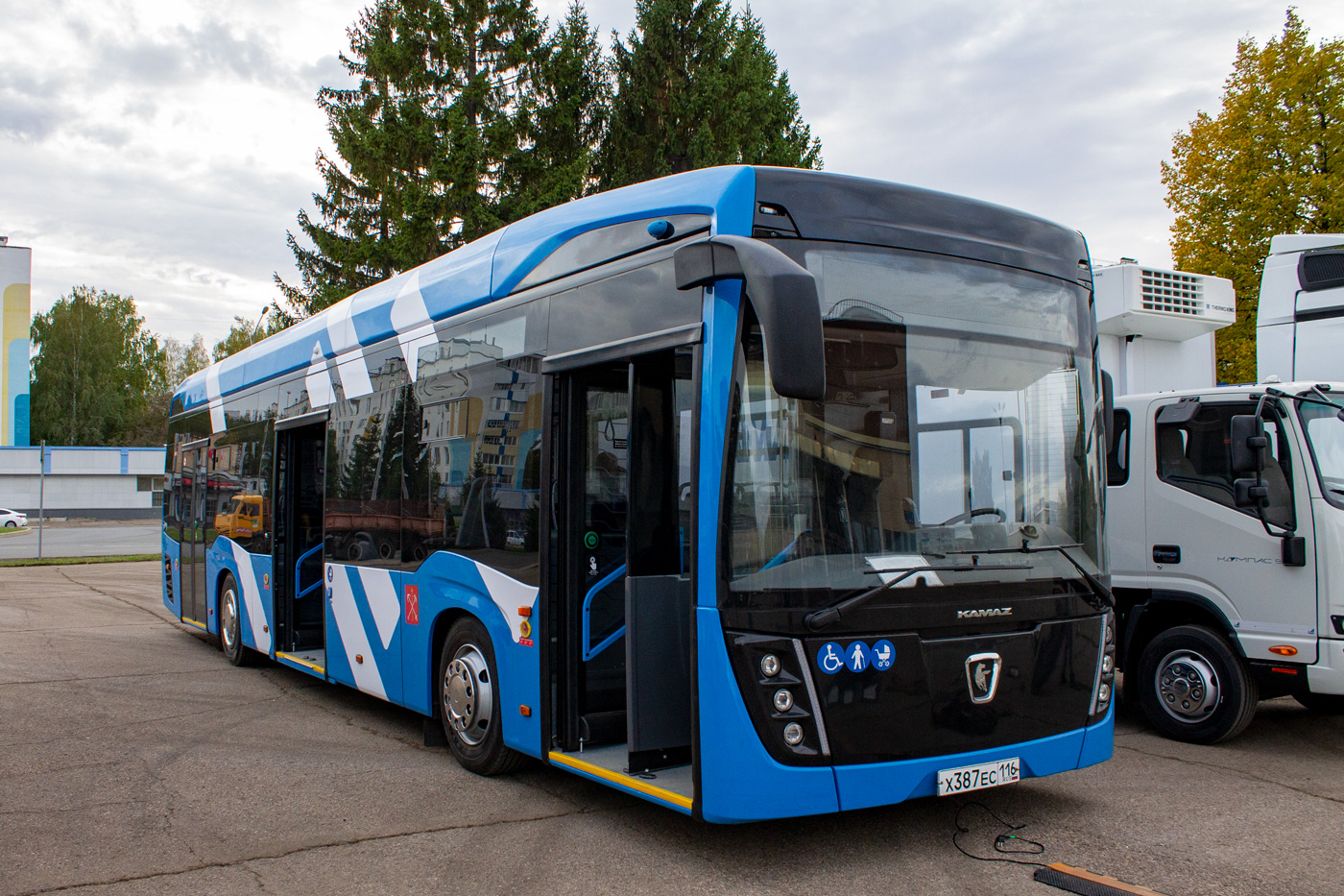 Нефтекамск, КАМАЗ-62825 № Х 387 ЕС 116; Набережные Челни — День машиностроителя — 25 сентября 2021