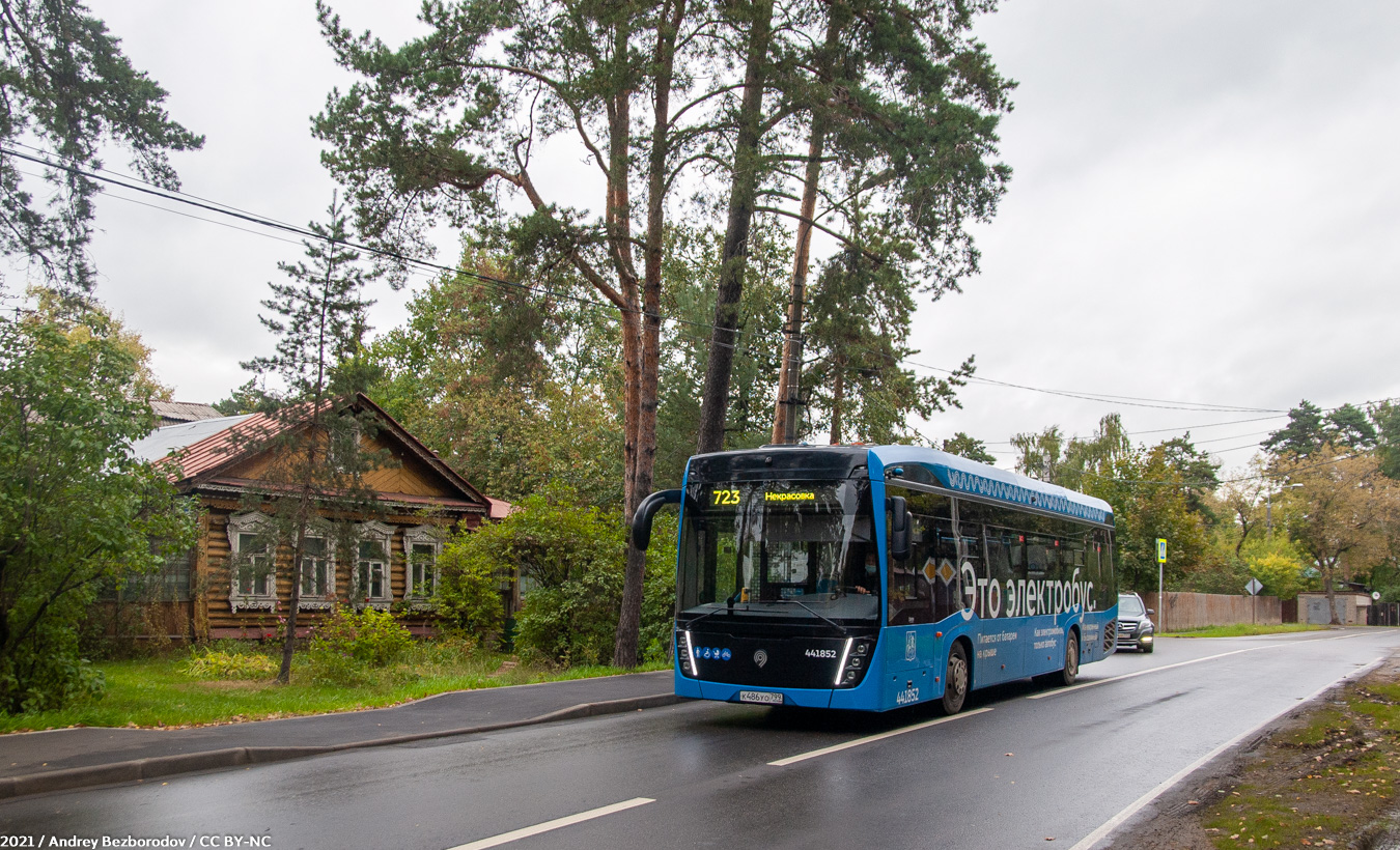 Moskva, KAMAZ-6282 č. 441852