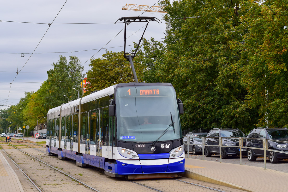 Рига, Škoda 15T ForCity Alfa Riga № 57060